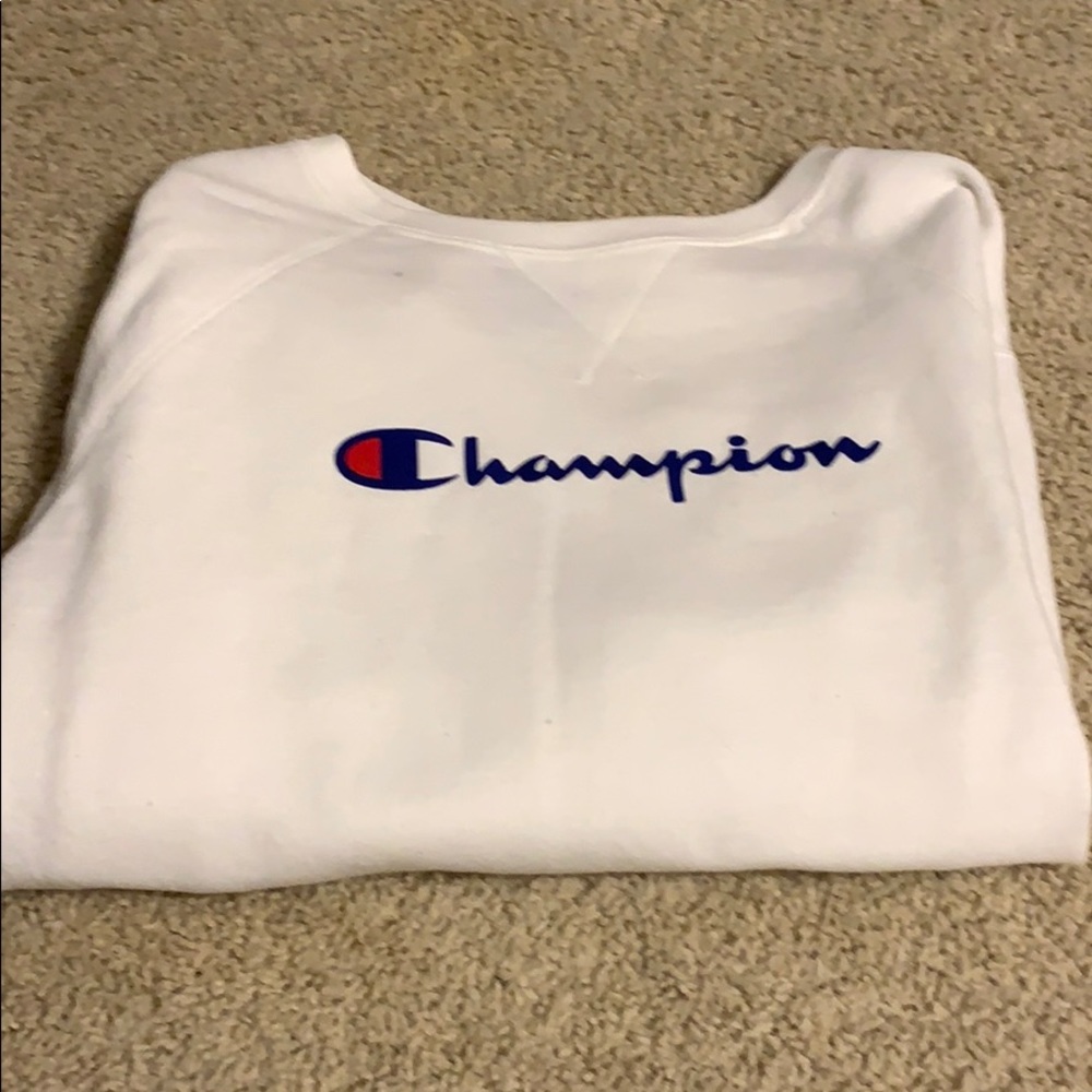 Women’s Champion Pullover
